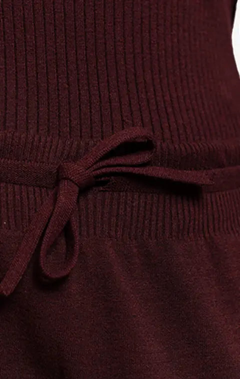 Close up detail of Women's Chelsea Jogger in maroon, featuring a soft knit texture